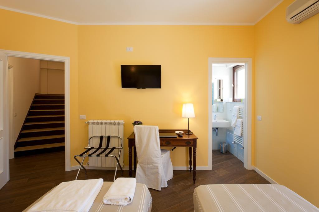 Bed and Breakfast La Tuia E Il Tasso Cagliari Zimmer foto