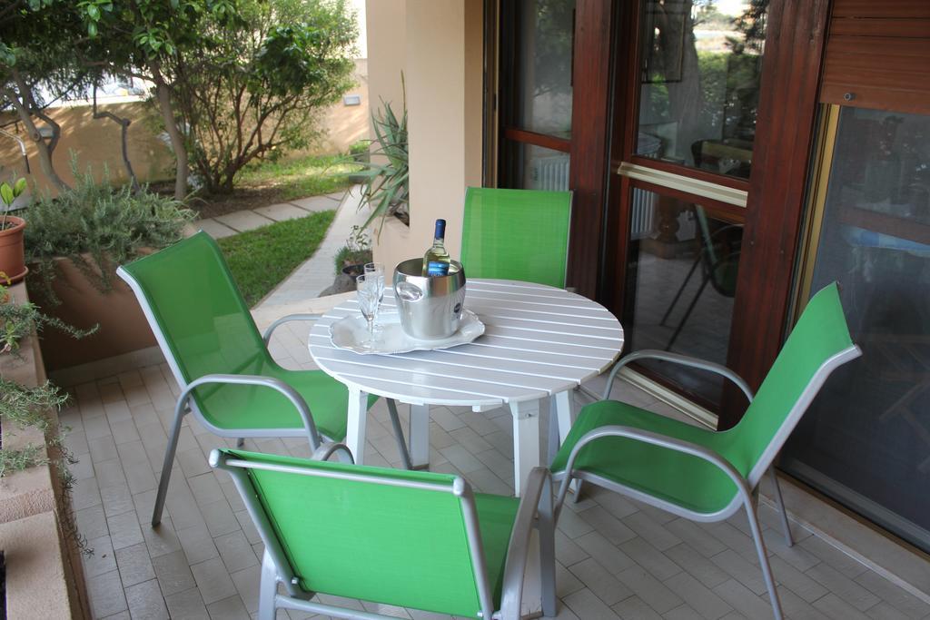 Bed and Breakfast La Tuia E Il Tasso Cagliari Exterior foto