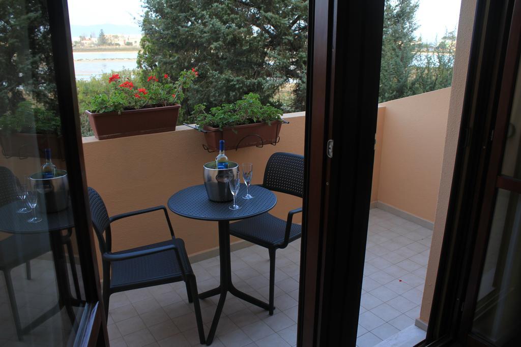 Bed and Breakfast La Tuia E Il Tasso Cagliari Exterior foto
